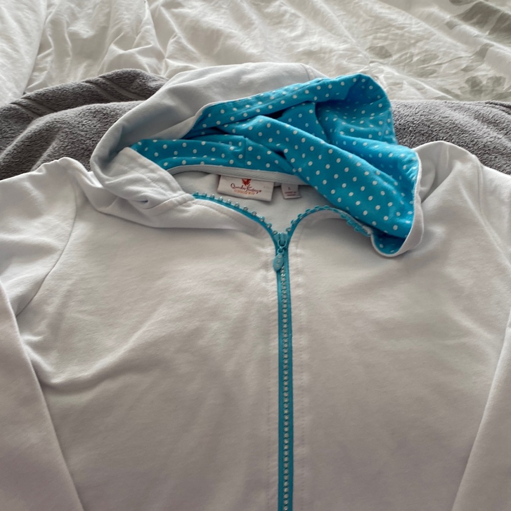 Women’s zip front hoodie